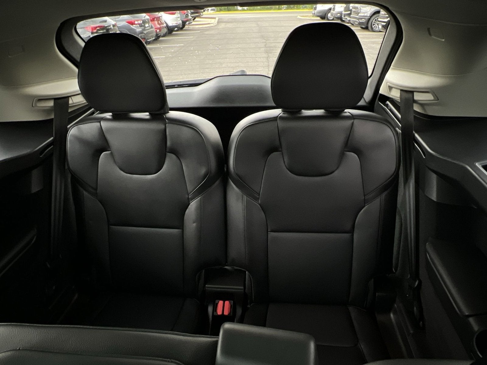 2023 Volvo XC90 B5 Core